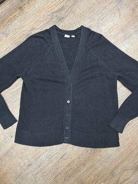GAP Classic Black Women's V-Neck Button long sleeve cardigan sweater size small